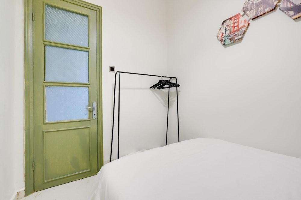 COZY FLAT WITH BALCONY 5 MIN TO GALATA TOWER — ISTANBUL — fotografie hotel nr. 10