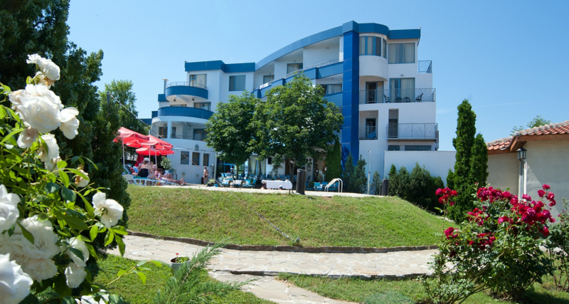 MERLIN ALEXANDRIA CLUB - MAIN BUILDING — LOZENETS