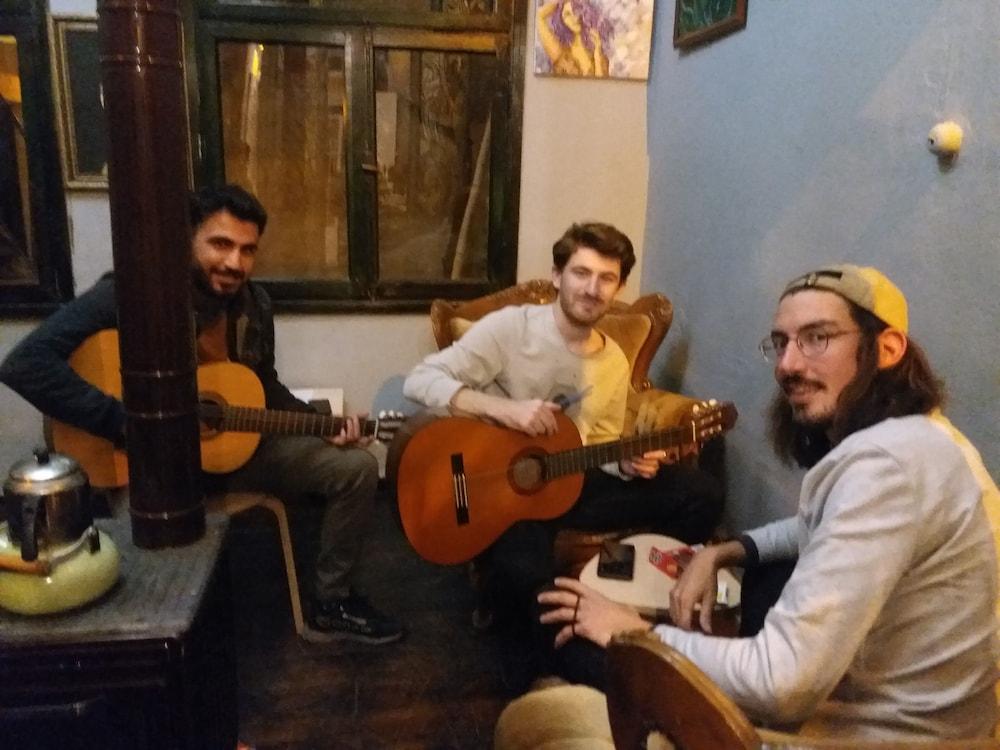TITAN HOUSE HOSTEL — IZMIR — fotografie hotel nr. 3