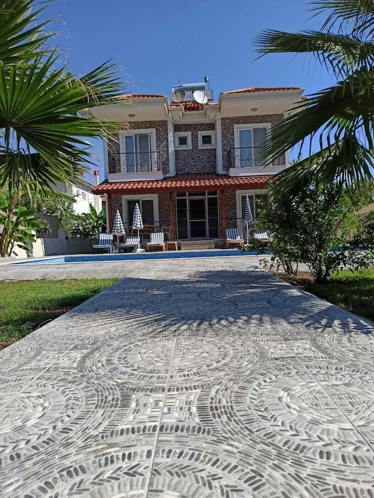 REMARKABLE 4-BED VILLA TASGIN 2 POOLS — DALYAN — fotografie hotel nr. 28