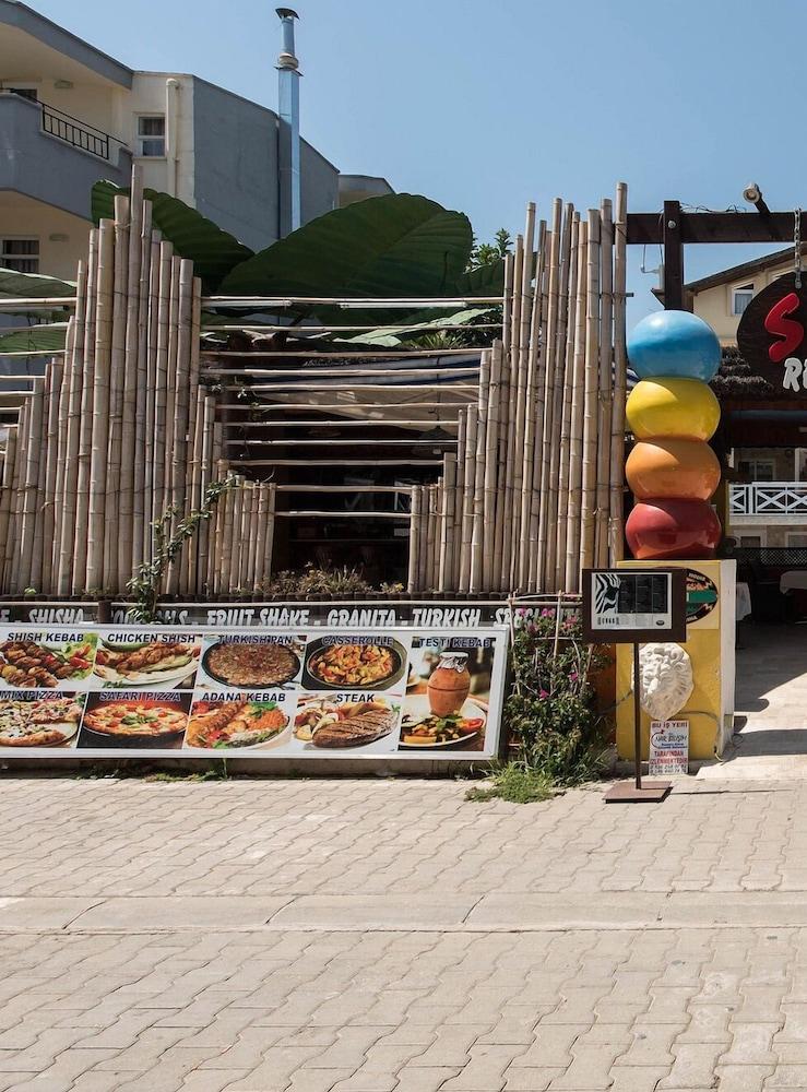 SAFARI SUIT HOTEL — SIDE — фотография отеля №27