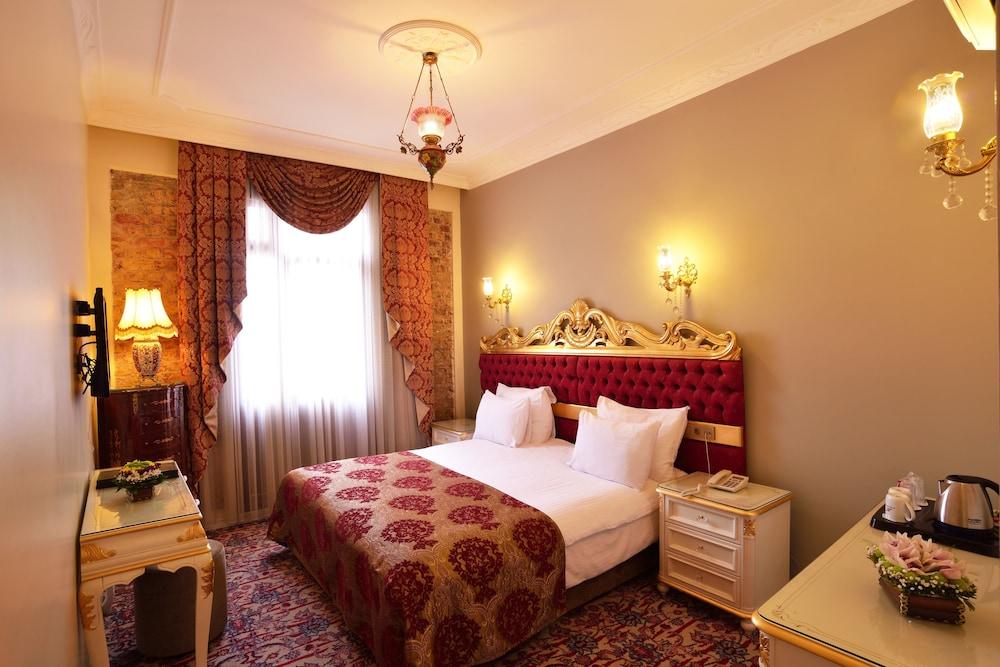 HOTEL FRESIA — ISTANBUL
