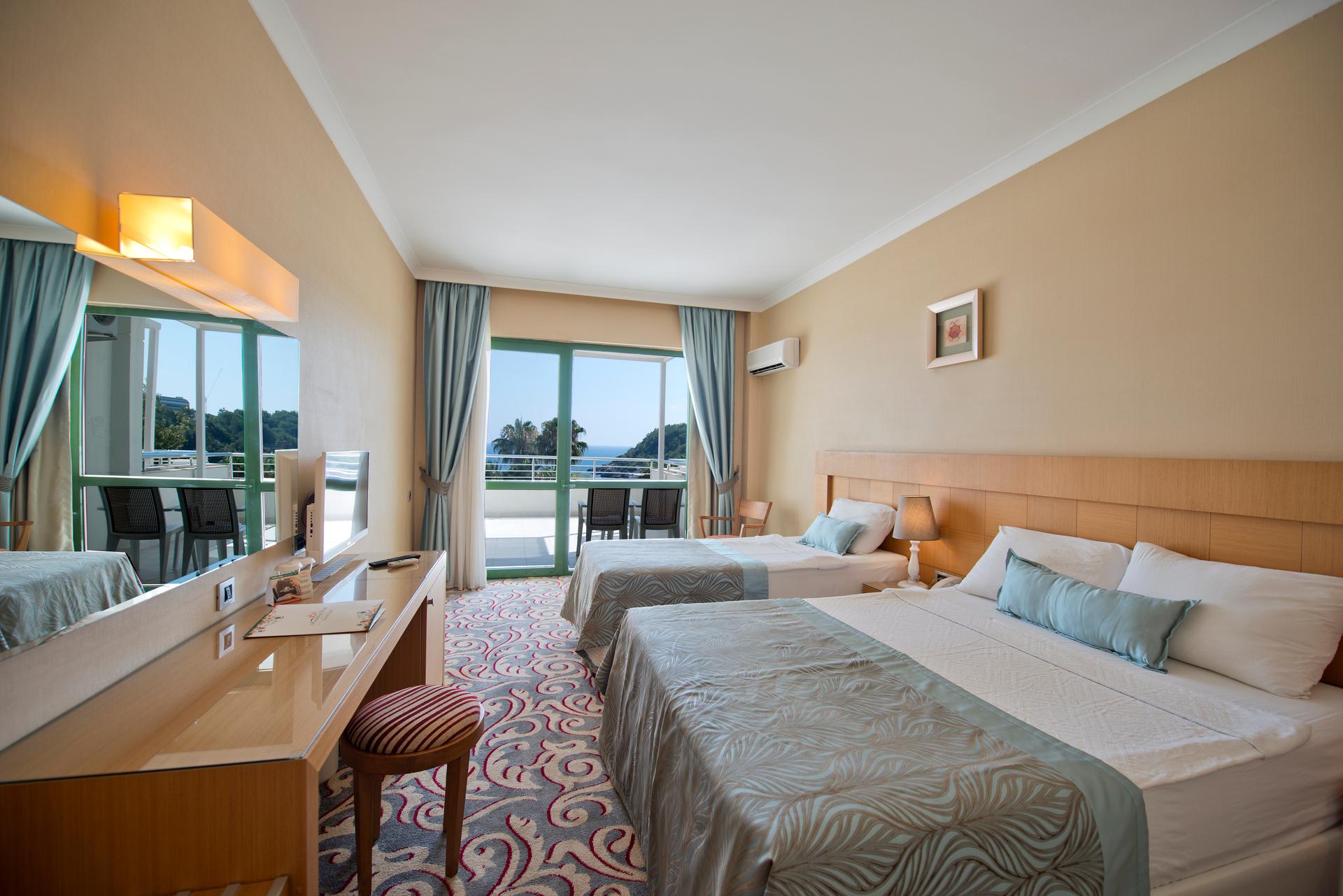 Q AVENTURA PARK HOTEL — ALANYA