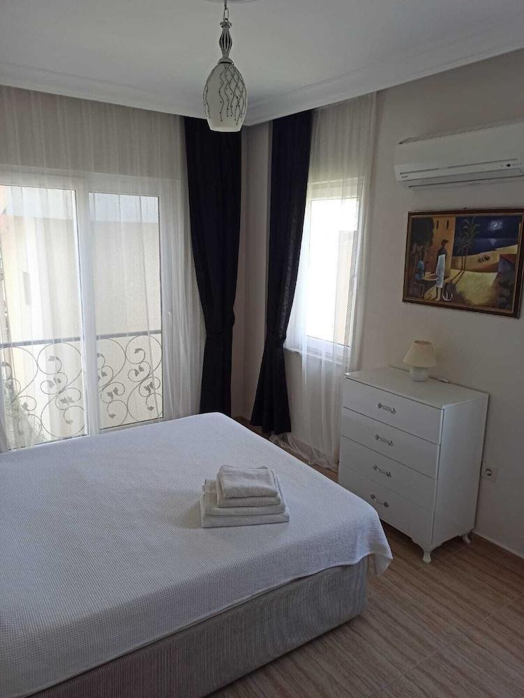 REMARKABLE 4-BED VILLA TASGIN 2 POOLS — DALYAN — fotografie hotel nr. 3