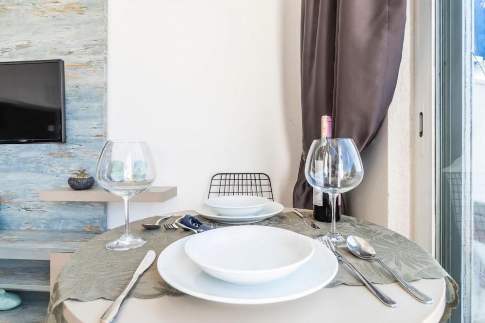 SEAFRONT FLAT WITH EXCELLENT SEA VIEW IN BODRUM — BODRUM — фотография отеля №18