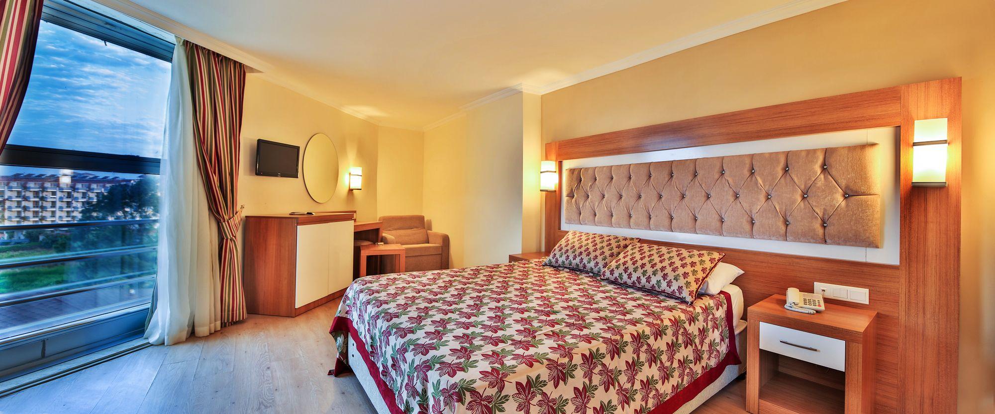 HEDEF BEACH RESORT & SPA — KONAKLI — fotografie hotel nr. 3