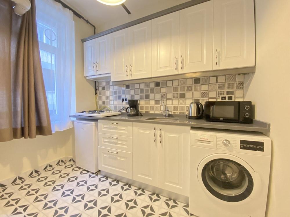 GEM OF GALATA DISCOVER RENOVATED FLAT — ISTANBUL — фотография отеля №7