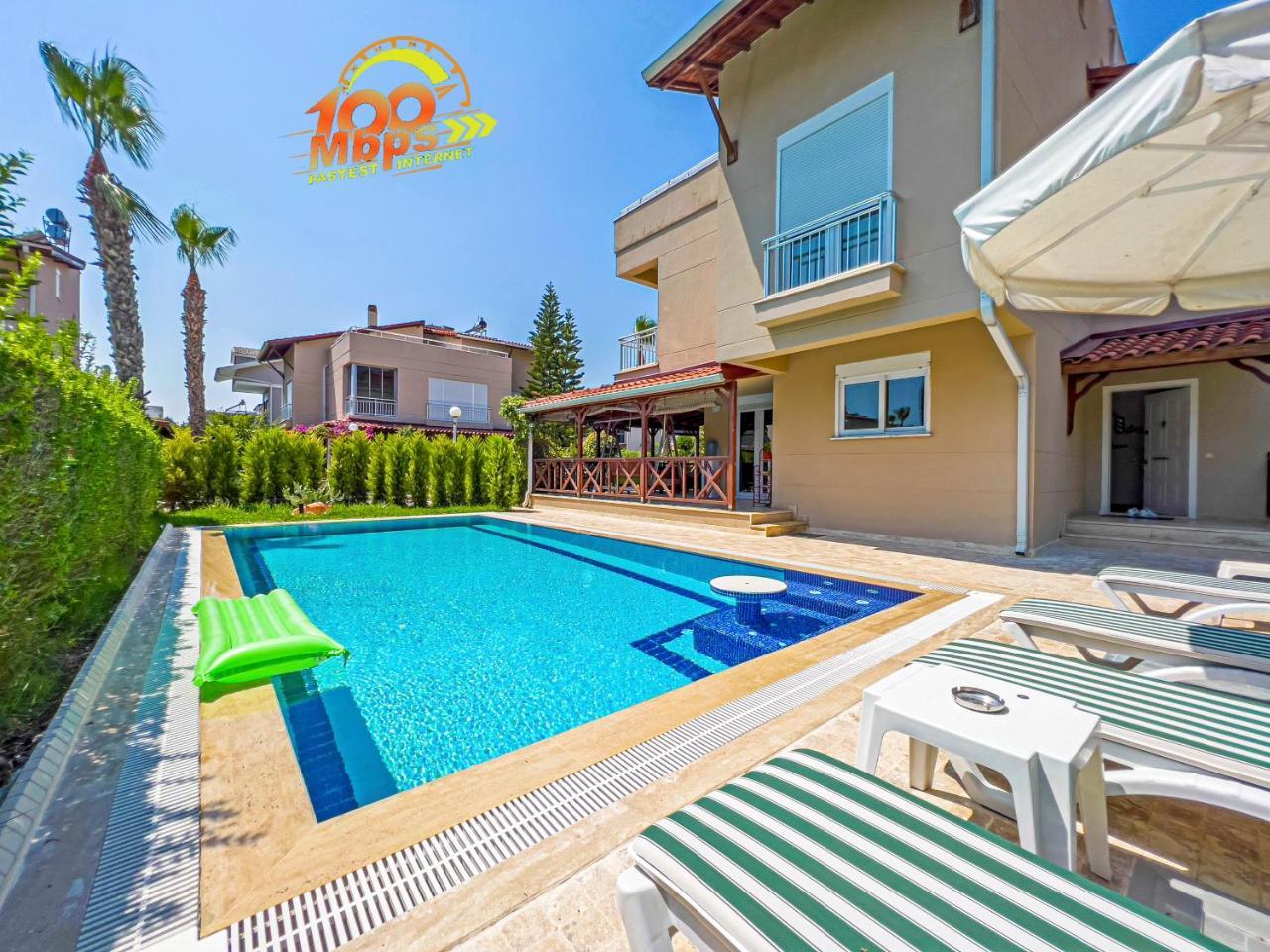 PARADISE TOWN VILLA CAMILLA — BELEK