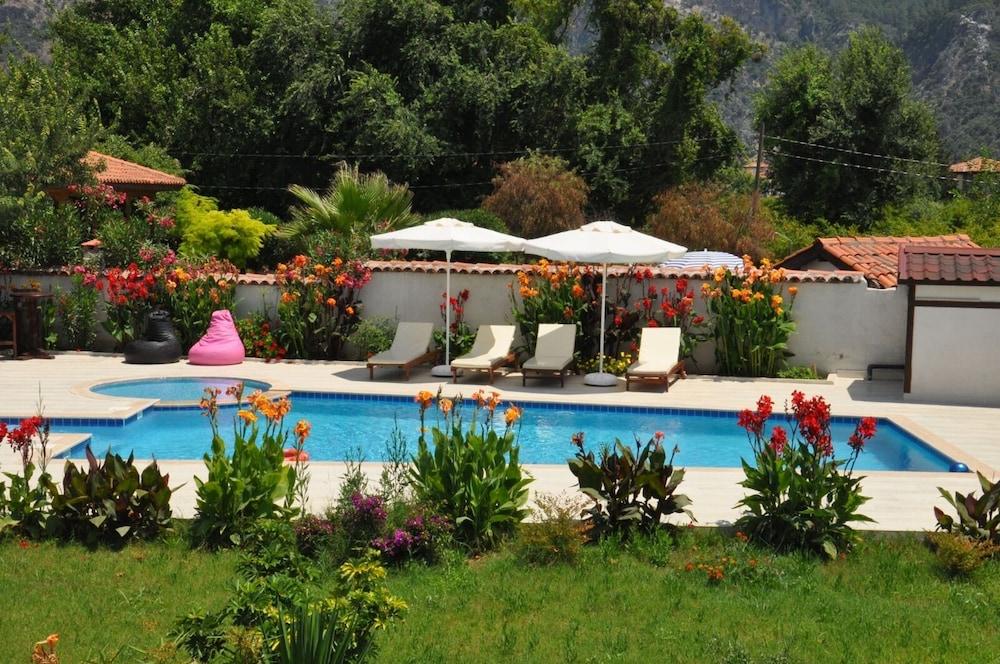 BEAUTIFUL 4-BED VILLA PRIVATE POOLS — DALYAN — fotografie hotel nr. 16