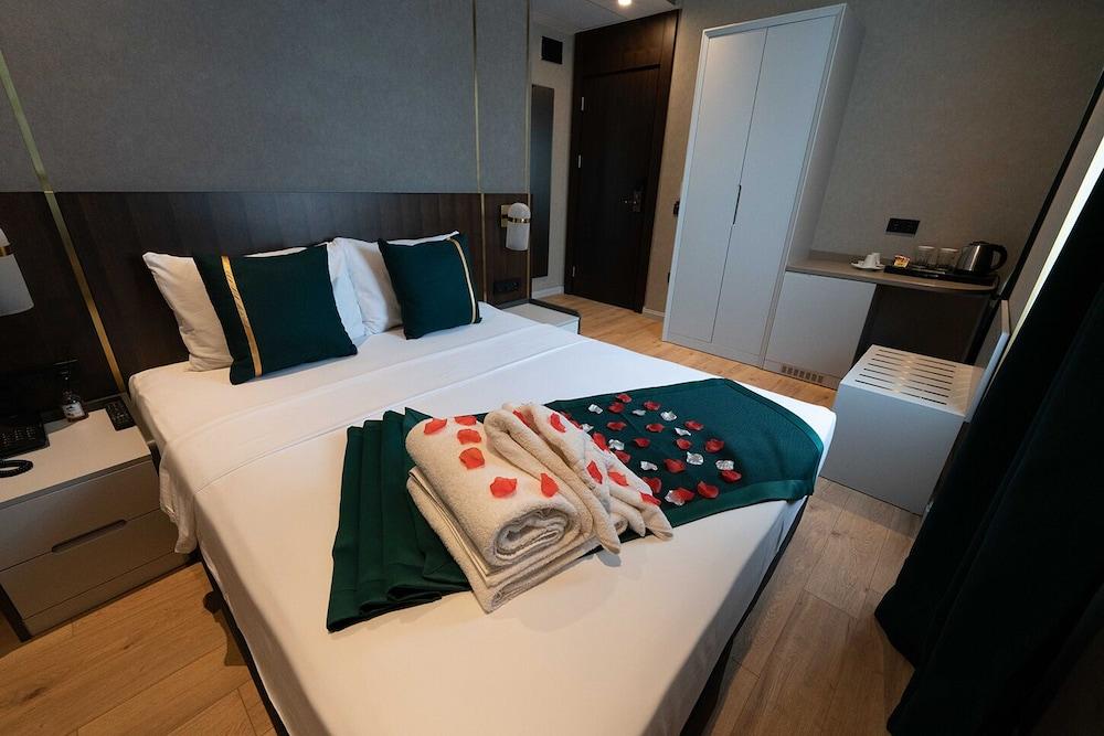 COSTERA HOTEL — ISTANBUL