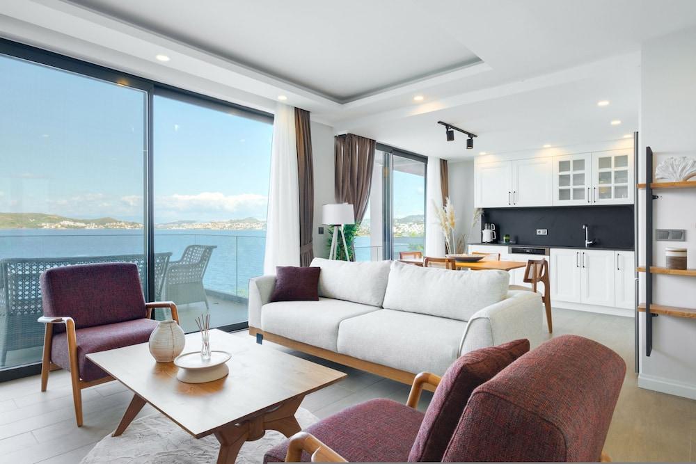 LUXURY WATERFRONT HOUSE 9 MIN TO YALIKAVAK MARINA — BODRUM — fotografie hotel nr. 8