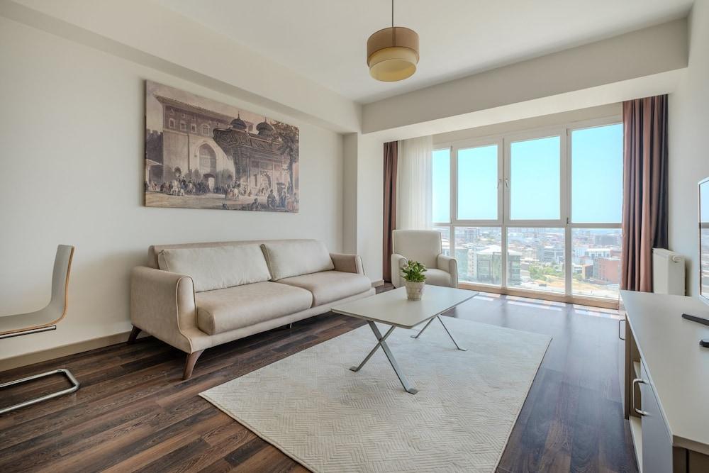 RESIDENCE 30 MIN TO ISTANBUL AIRPORT — ISTANBUL