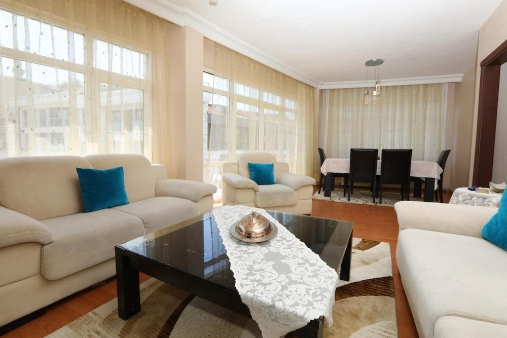 FLAT WITH TWO LIVING ROOMS AND BALCONY IN USKUDAR — ISTANBUL — fotografie hotel nr. 8