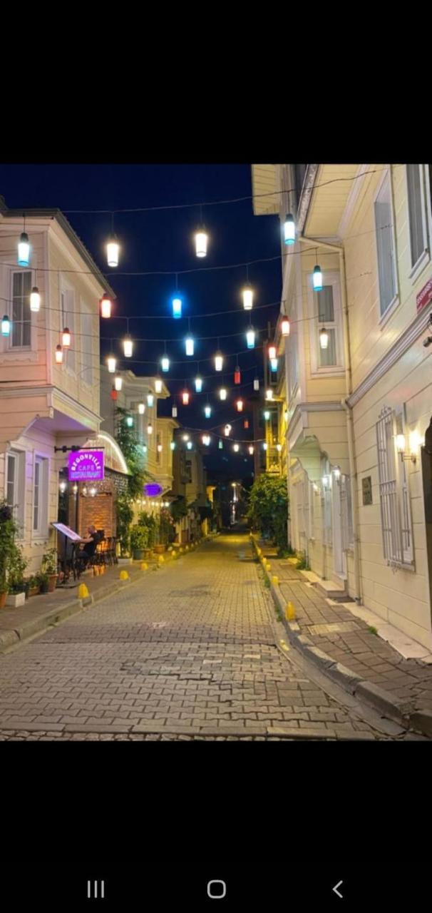 3 FLOOR OLD CITY 1 — ISTANBUL