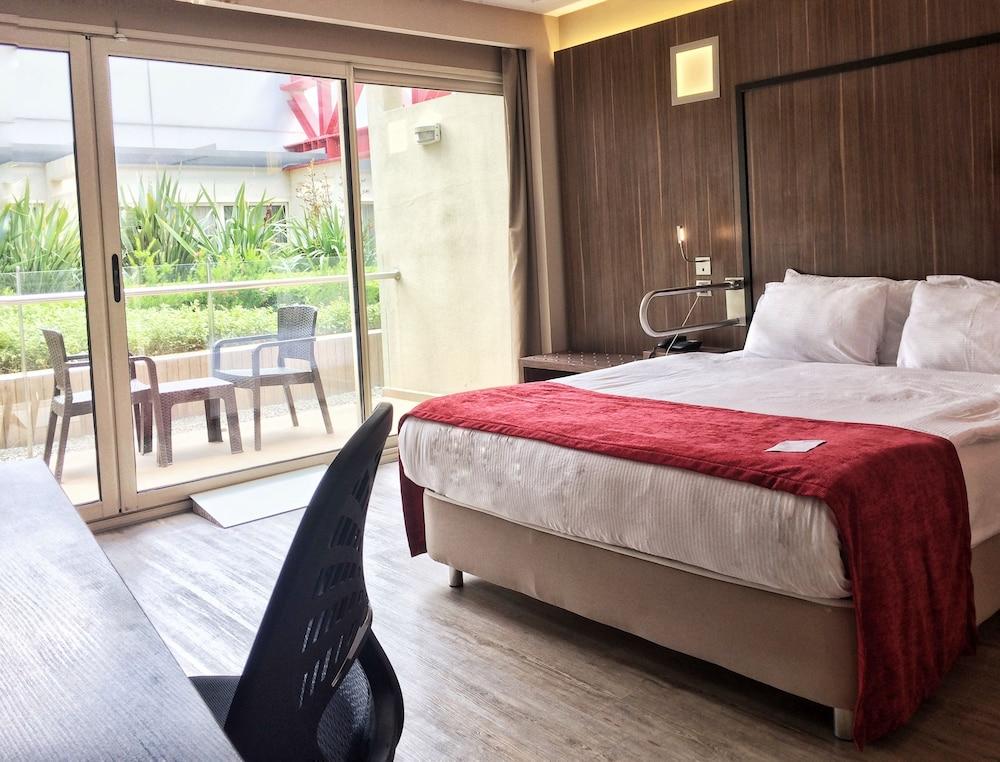 RAMADA ENCORE BY WYNDHAM IZMIR — IZMIR — fotografie hotel nr. 13