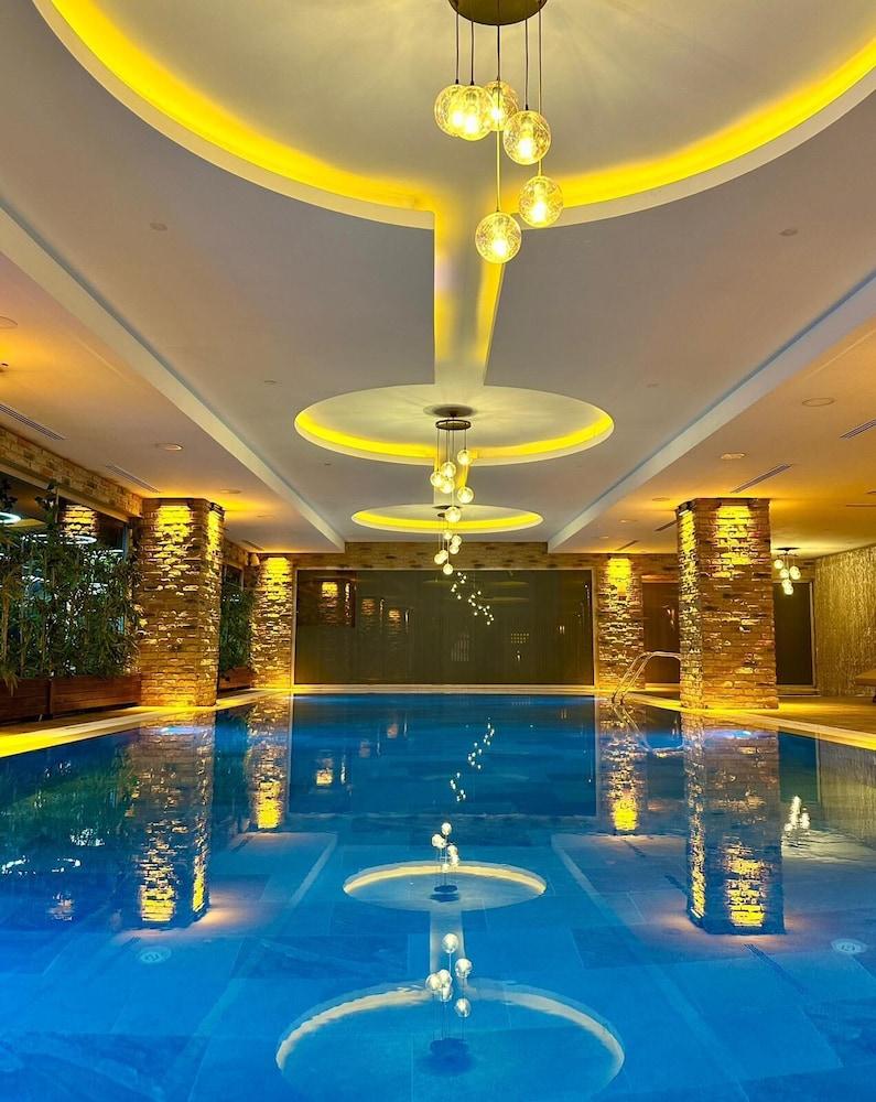 RAMADA HOTEL & SUITES BY WYNDHAM ISTANBUL MERTER — ISTANBUL — фотография отеля №17