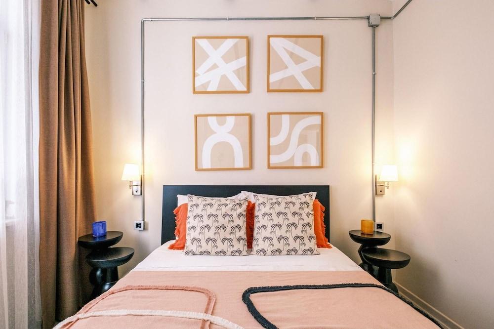 GEM OF GALATA DISCOVER RENOVATED FLAT — ISTANBUL — фотография отеля №35