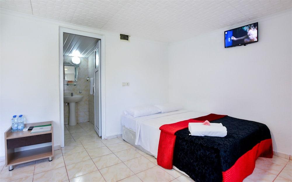 ALTINKUM BUNGALOW HOTEL — SIDE — фотография отеля №19