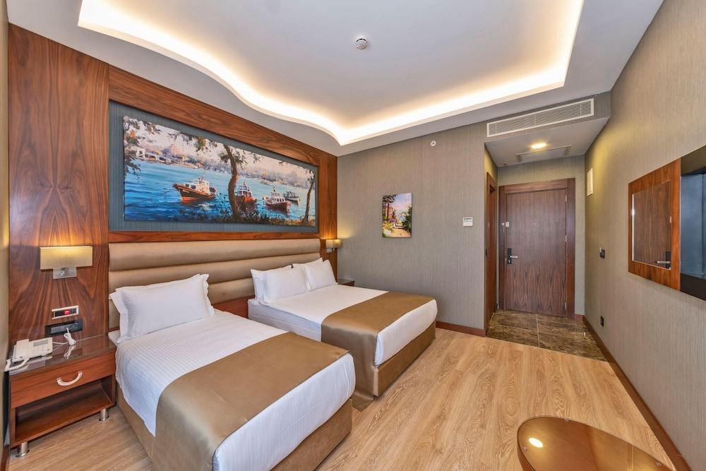 HOTEL PIYA SPORT — ISTANBUL