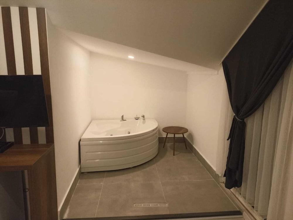 WOMCO KONAKLAMA — ISTANBUL — fotografie hotel nr. 3