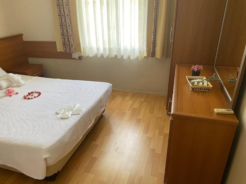 FELICITY HOTEL & BUNGALOWS — CAMYUVA — fotografie hotel nr. 12