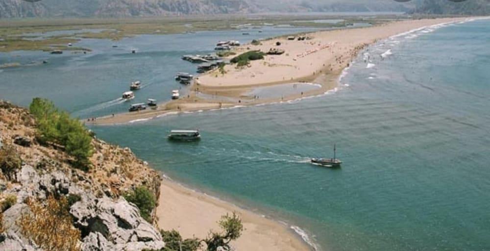 FABULOUS 3 BEDROOM APARTMENT IN DALYAN WITH POOL — DALYAN — фотография отеля №18