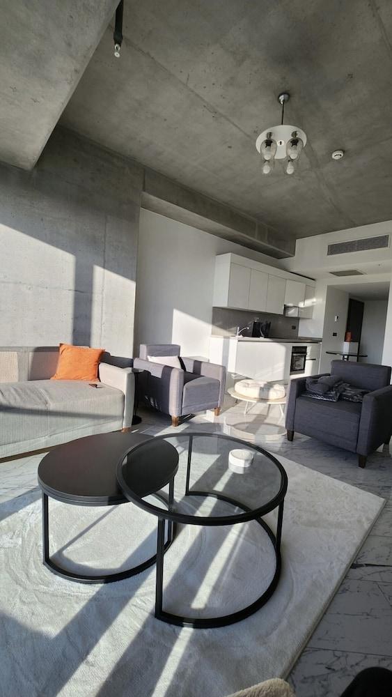 MODERN 2BED CONDO IN LUXURIOUS BUILDING — ISTANBUL — фотография отеля №5