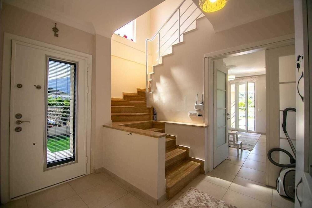 INVITING 4-BED VILLA NIL DALYAN WITH CHILD POOL — DALYAN — фотография отеля №2