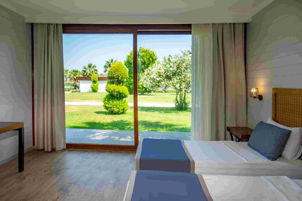 RISUS BEACH RESORT HOTEL — KUSADASI — фотография отеля №18