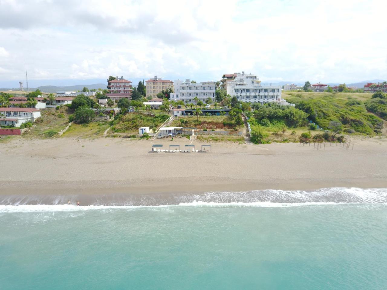MAVI CENNET CAMPING PANSIYON — KIZILOT