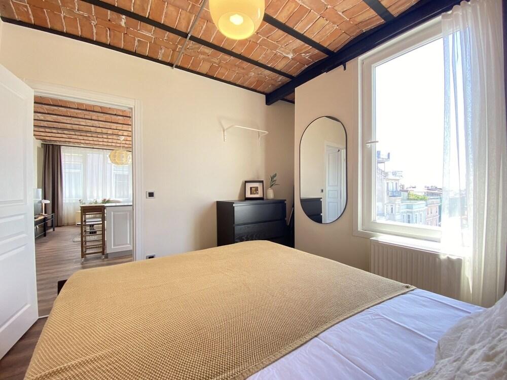 FLAT W CITY VIEW NEAR GALATA TOWER IN ISTIKLAL AVE — ISTANBUL — фотография отеля №13