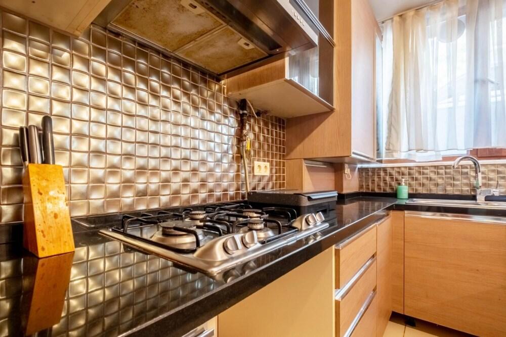 COMFORTABLE FLAT WITH CENTRAL LOCATION IN USKUDAR — ISTANBUL — fotografie hotel nr. 9
