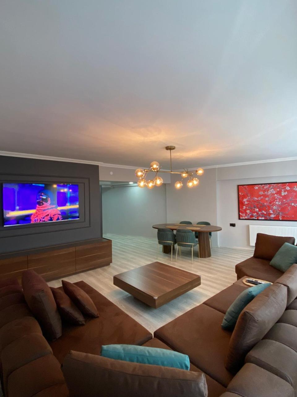 WHOLE APARTMENT AT THE HEART OF SISLI NISANTASI K — ISTANBUL — фотография отеля №5