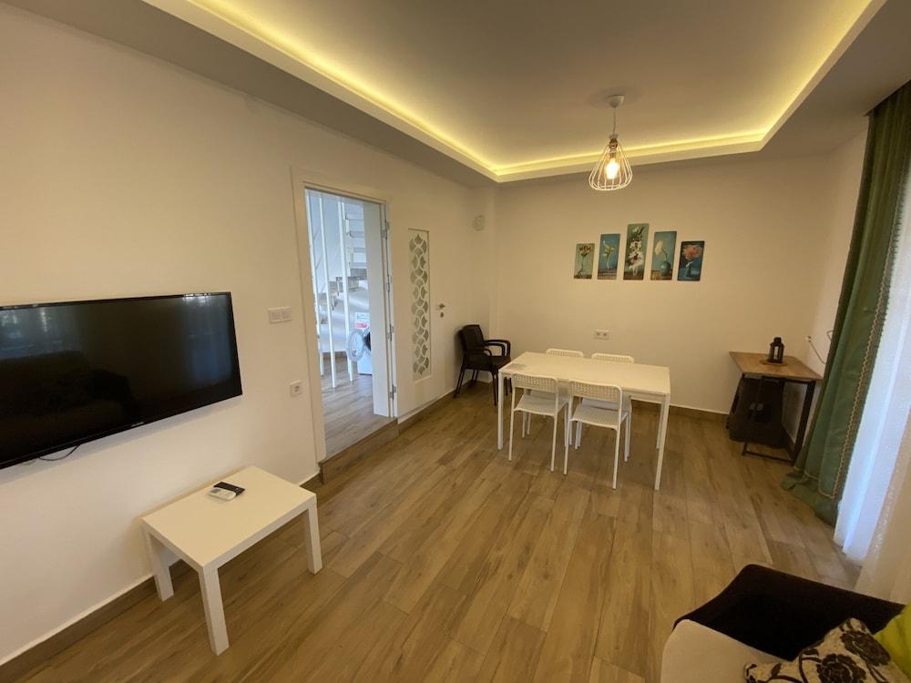 ORANGE AND LEMON HOMES — CAMYUVA — fotografie hotel nr. 14