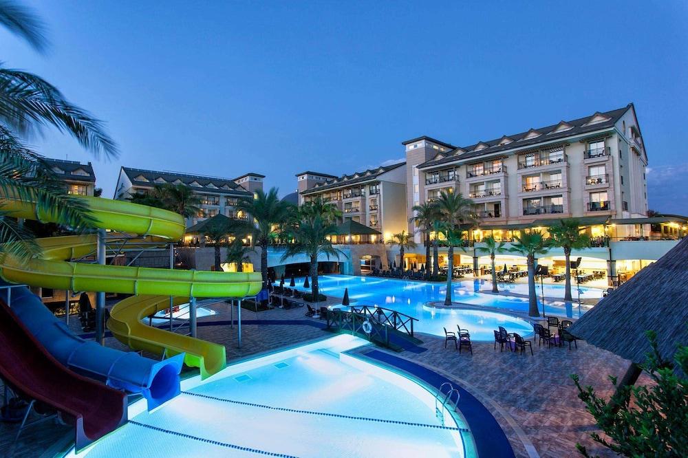 DOBEDAN BEACH RESORT COMFORT SIDE — SIDE — fotografie hotel nr. 33