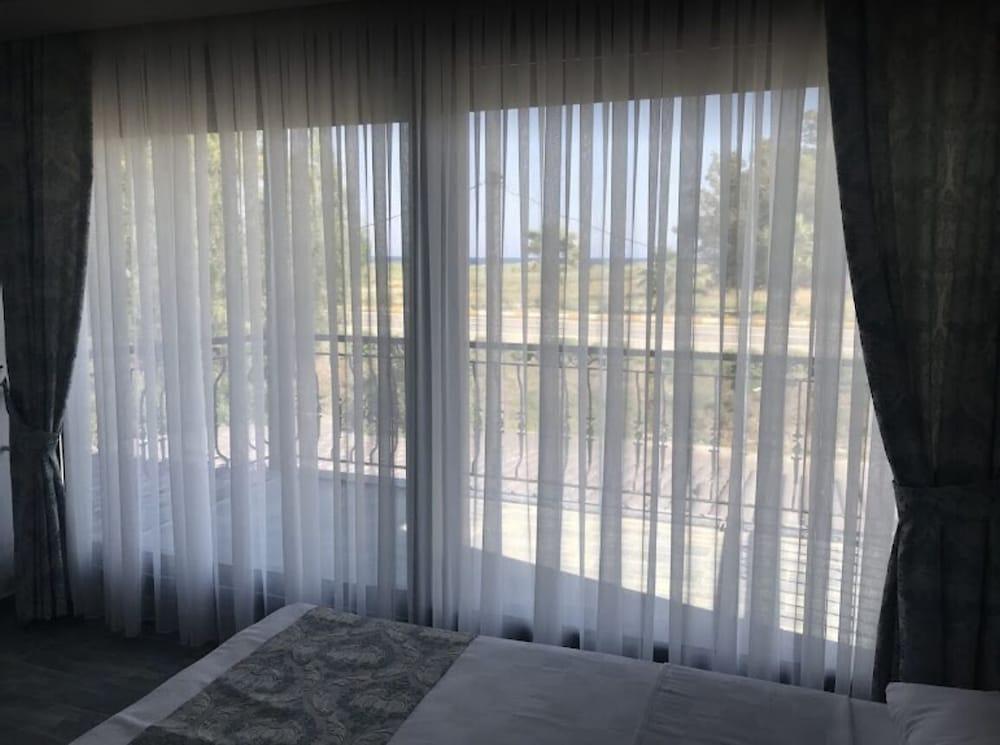 OZBEK APART OTEL — SEFERIHISAR — фотография отеля №2