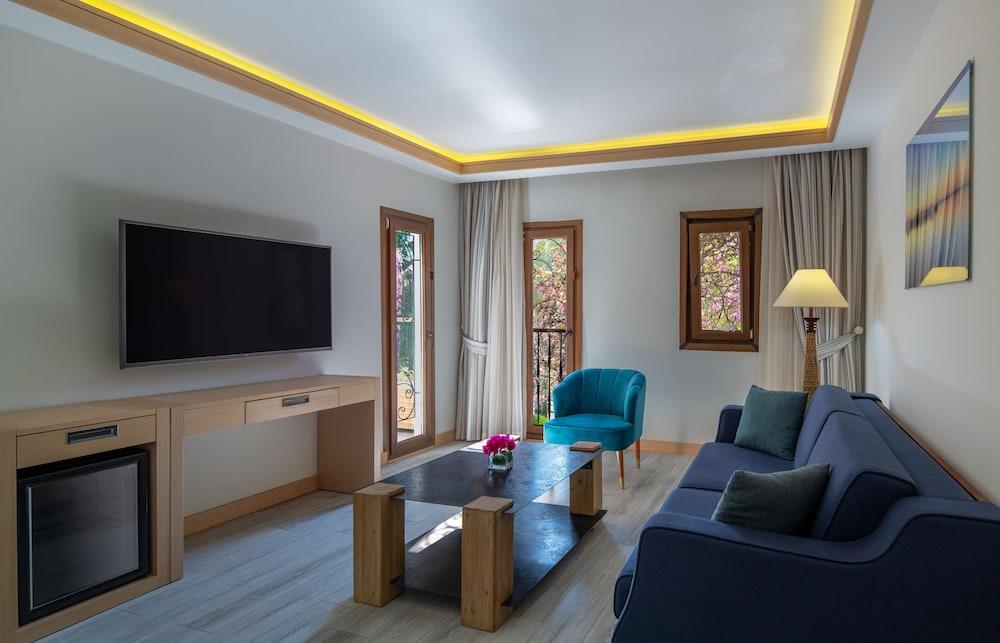 DOUBLETREE BY HILTON BODRUM MARINA VISTA — BODRUM — фотография отеля №16