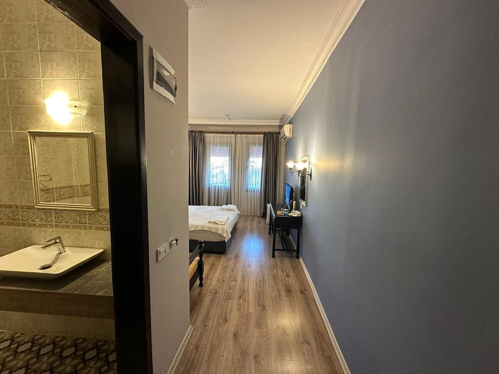 AKKENT GARDEN HOTEL — FETHIYE