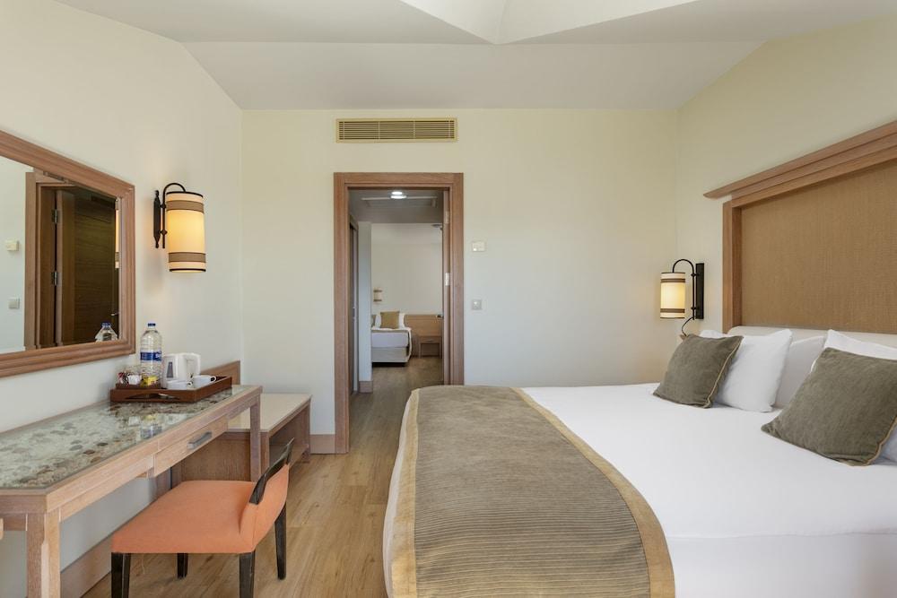 DOBEDAN BEACH RESORT COMFORT SIDE — SIDE — fotografie hotel nr. 8