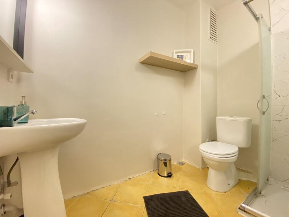 COZY AND CLASSY FLAT NEAR TAKSIM SQUARE IN BEYOGLU — ISTANBUL — fotografie hotel nr. 30