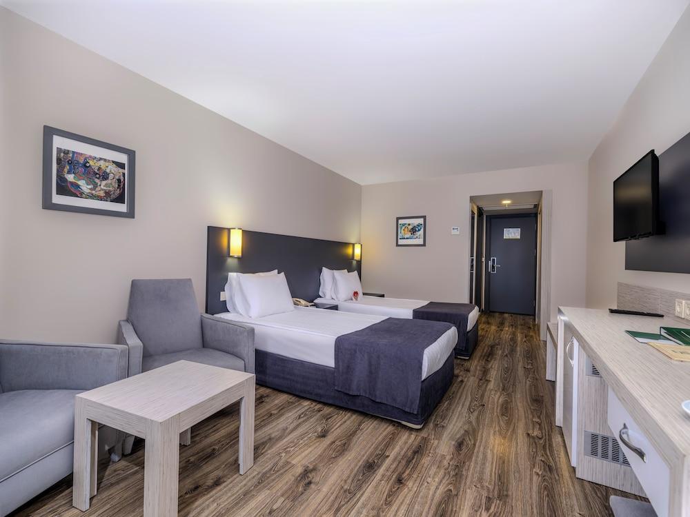 WASHINGTON RESORT HOTEL & SPA — SIDE — fotografie hotel nr. 7