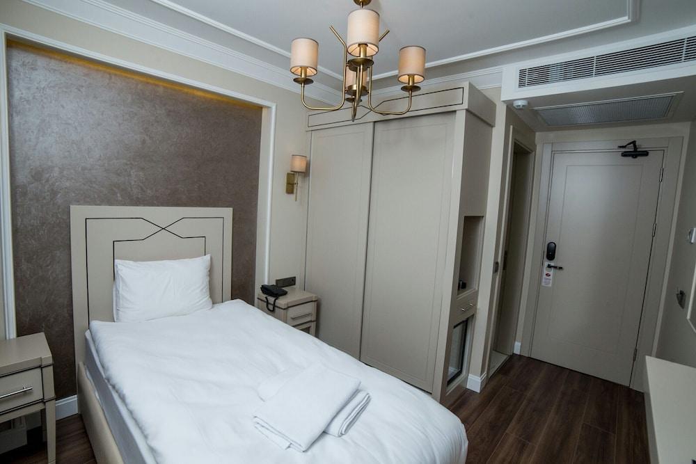 THE CHARM HOTEL - OLD CITY — ISTANBUL