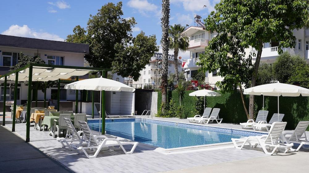 HILLSIDE APART HOUSE — SIDE — fotografie hotel nr. 22