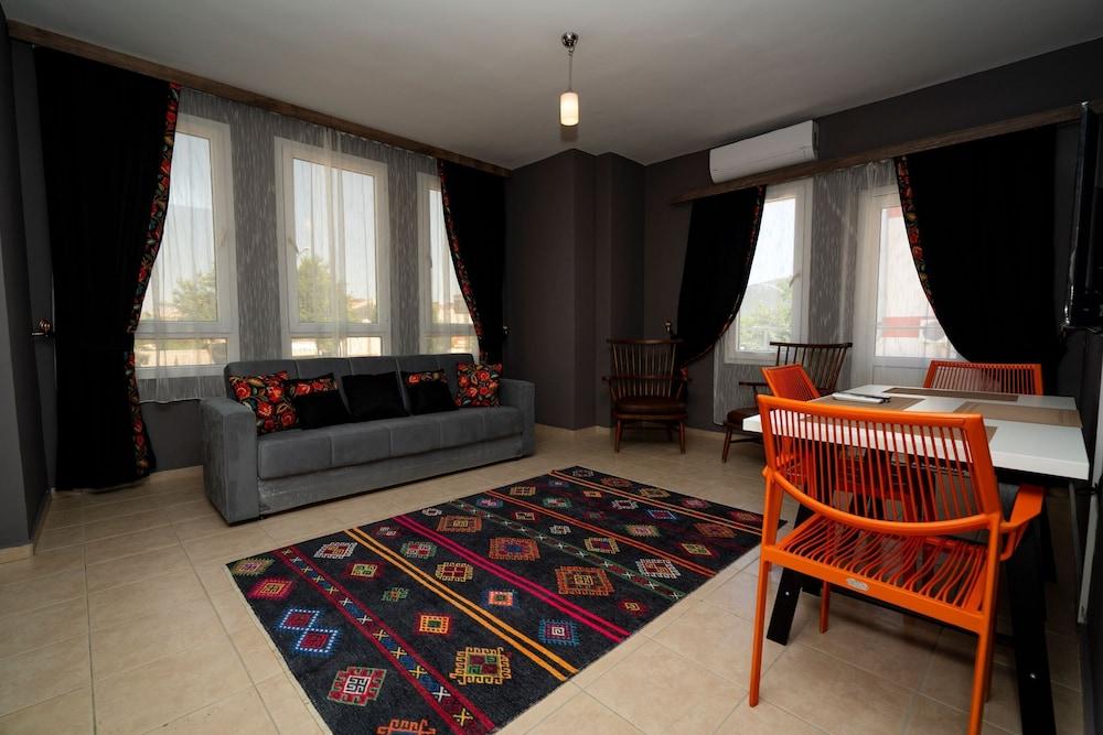 ESQUIRE HOTEL & LOUNGE — KEMER — фотография отеля №3
