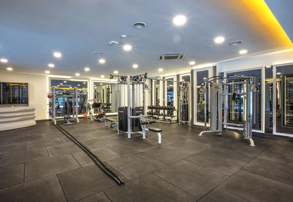 RAMADA HOTEL & SUITES BY WYNDHAM KUSADASI — KUSADASI — fotografie hotel nr. 34