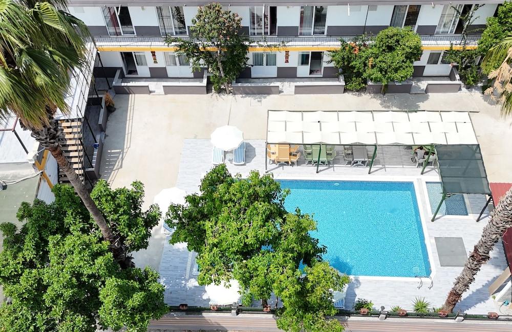 HILLSIDE APART HOUSE — SIDE — fotografie hotel nr. 6